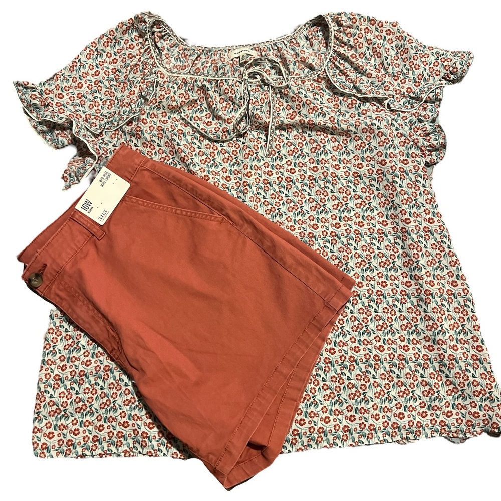 ANA size 16W NWT, Max Studio Top size 1x, gently used